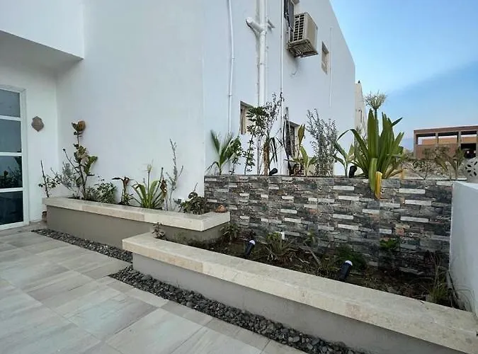 La Casa 3*